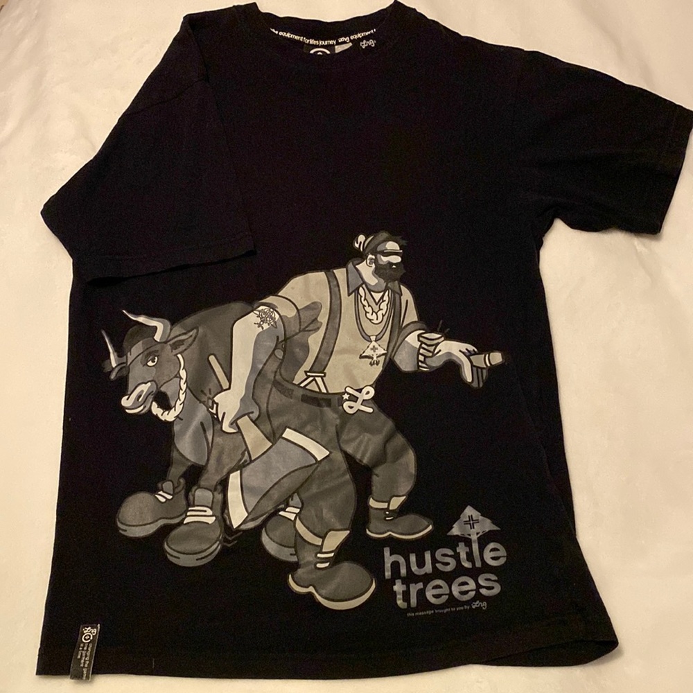 Lrg medium tshirt